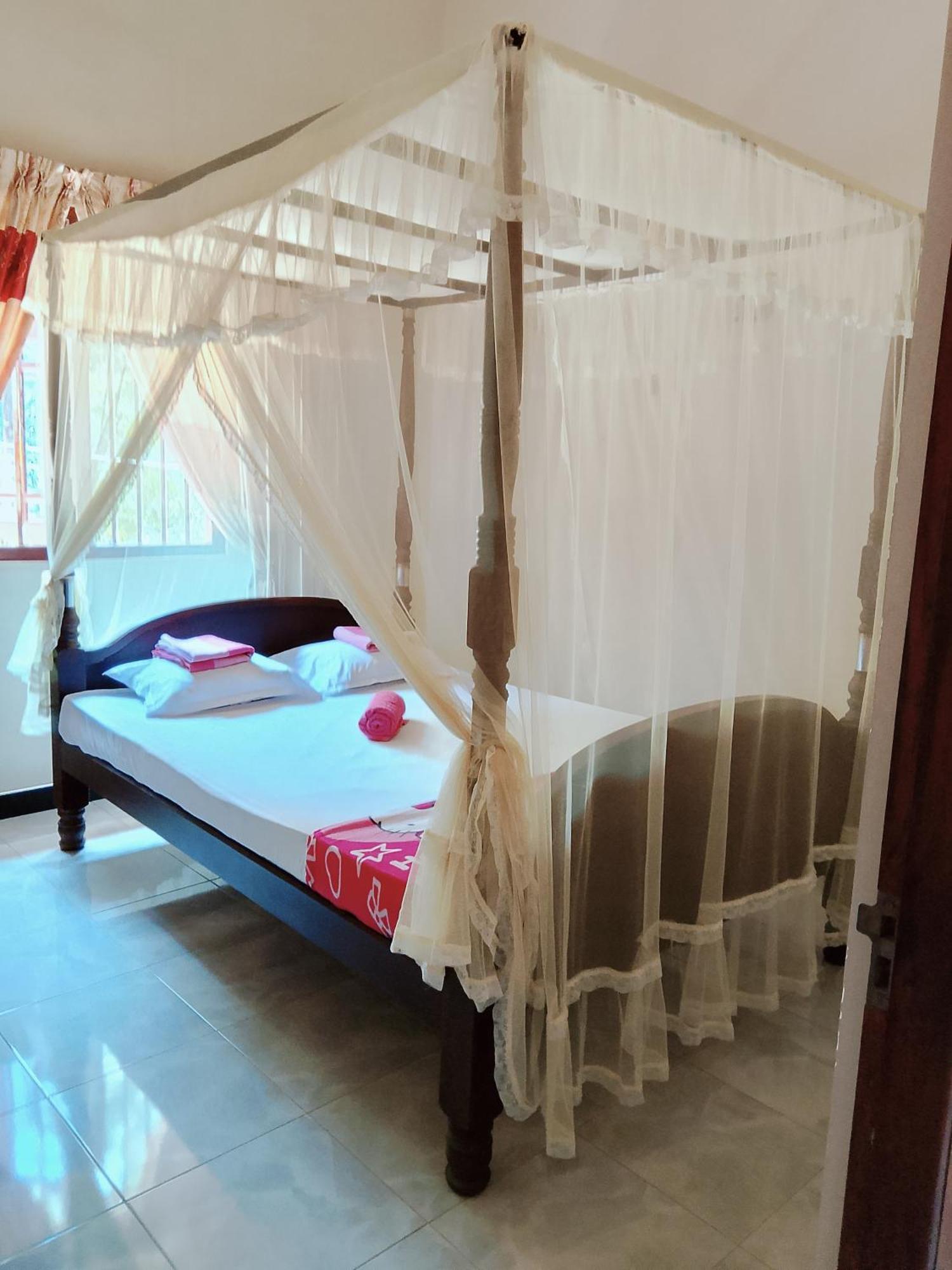 Sajini Villa Велігама Екстер'єр фото